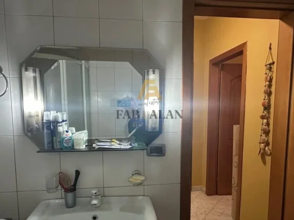 Tirane, shitet apartament 1+1 Kati 5, 69 m² 90.100 € (Iliria Plazh)