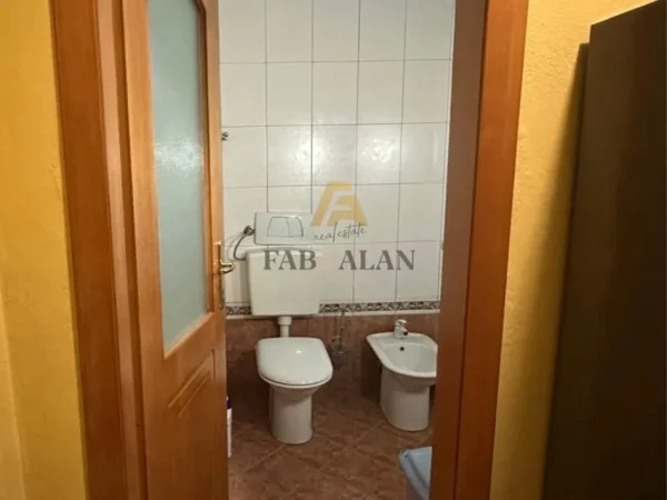 Tirane, shitet apartament 1+1 Kati 5, 69 m² 90.100 € (Iliria Plazh)