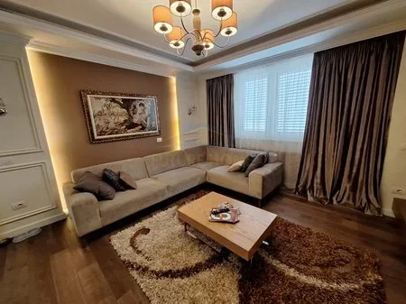 Tirane, shitet apartament 2+1+Ballkon , 330.000 € (rruga e elbasanit)