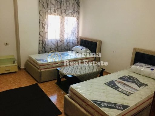 Tirane, jepet me qera apartament 2+1 Kati 3, 114 m² 700 € (Zogu i Zi)