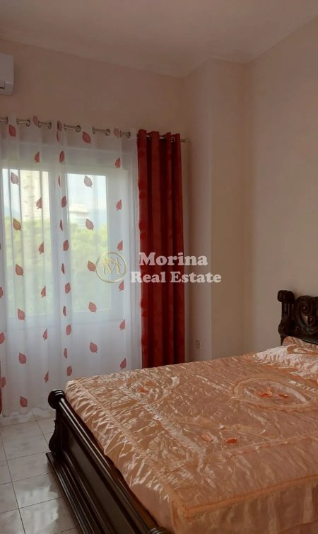Tirane, jepet me qera apartament 2+1 Kati 4, 95 m² 650 € (Shallvaret)