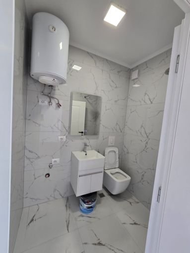 Tirane, shitet garsonier 1+1 Kati 5, 28 m² 68.000 € 