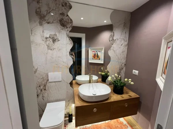 SHITET APARTAMENT 2+1+2 TEK LIQENI I THATE