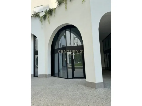 Tirane, jepet me qera ambjent biznesi Kati 0, 37 m² 700 € (Neom119924)