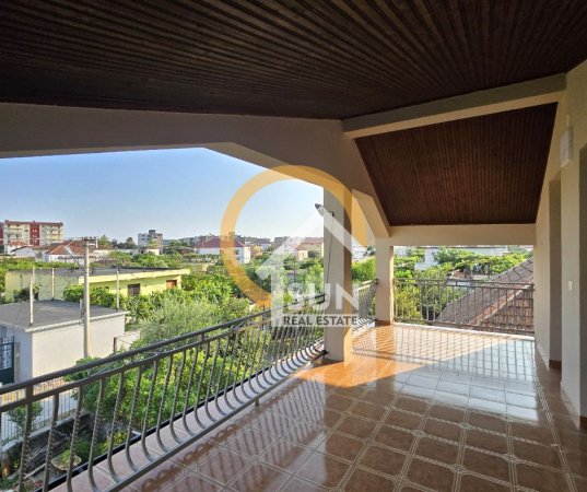 Shkoder, shitet Vile 3+1+Aneks+Ballkon Kati 0, 178 m² 210.000 € (MBAS KISHES SE MADHE, SHKODER)