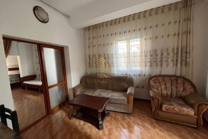 Tirane, jepet me qera Vile 1+1+Ballkon Kati 2, 65 m² 250 € (Prane Blackstone)