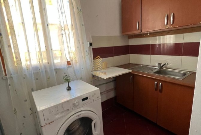 Tirane, jepet me qera Vile 1+1+Ballkon Kati 2, 65 m² 250 € (Prane Blackstone)