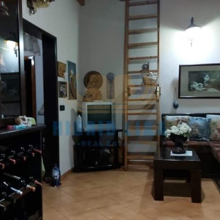 Tirane, shes apartament Kati 5, 130 m² 105.000 Euro (Laprake)