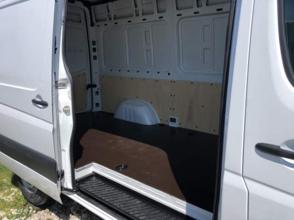 Tirane, shes Furgon Mercedes-Benz Sprinter Viti 2012, 12.000 Euro