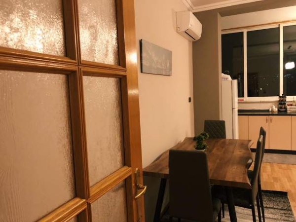 Tirane, shes apartament 2+1+BLK Kati 8, 100 m² 134.000 Euro (Shkolla e Kuqe)