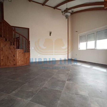 Kavaje, shes apartament duplex Kati 5, 187 m² 110.000 Euro (Mali i Robit)