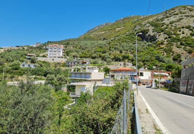 SHITET TOKË ULLISHTE NË FSHATIN QEPARO, HIMARË 1.525 m² 167.750 Euro