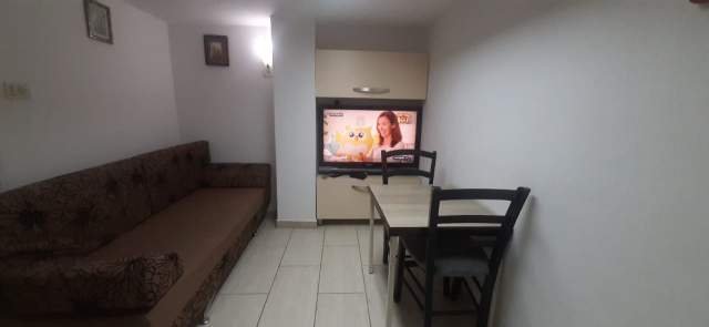 Tirane, jepet me qera apartament 1+1+BLK Kati 2, 47 m² 300 Euro