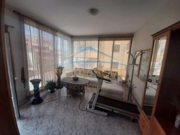 Tirane, jap me qera Vile 4+1+A+BLK Kati 0, 400 m² 2.100 Euro (Blloku I Vilave Selitë)