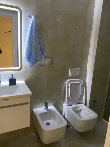 Tirane, jap me qera apartament 1+1+A+BLK Kati 2, 60 m² 500 Euro (sheshi wilson)