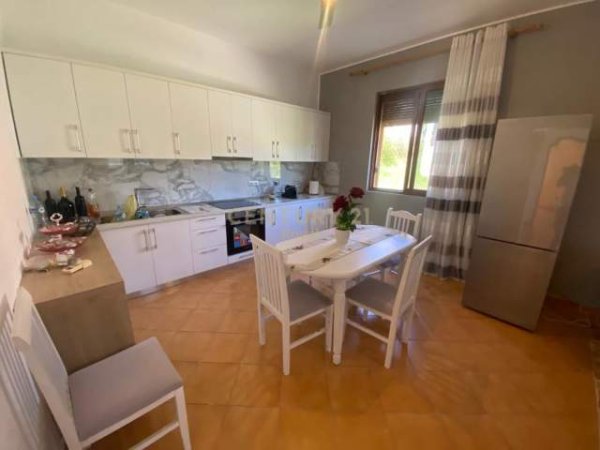 Tirane, jepet me qera apartament 2+1+BLK Kati 2, 150 m² 250 Euro (Vaqarr)