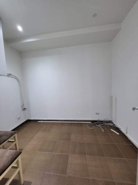 Tirane, jepet me qera apartament 2+1 Kati 7, 132 m² 800 Euro (Zogu i Zi)