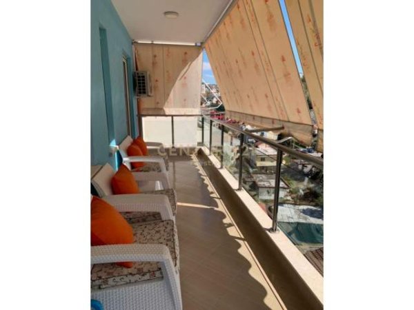 Tirane, Jepet me qera apartament +post parkimi ,  800 Euro (rruga fuat toptani)