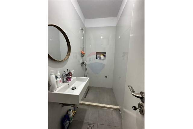 Tirane, shitet apartament 2+1 Kati 6, 110 m² 120.000 Euro