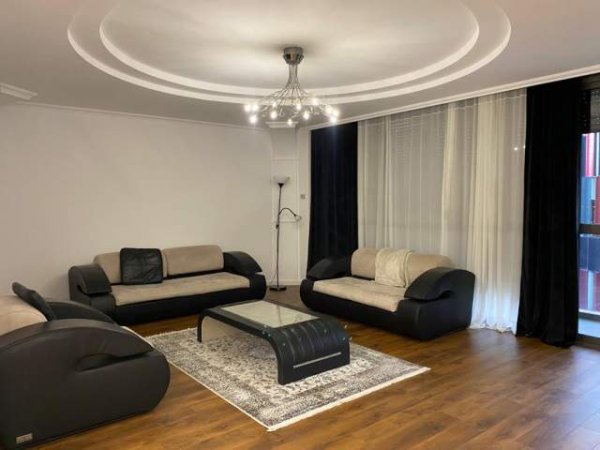 Tirane, jepet me qera apartament 3+1 Kati 6, 200 m² 2.000 Euro (Stadiumi Air Albania)