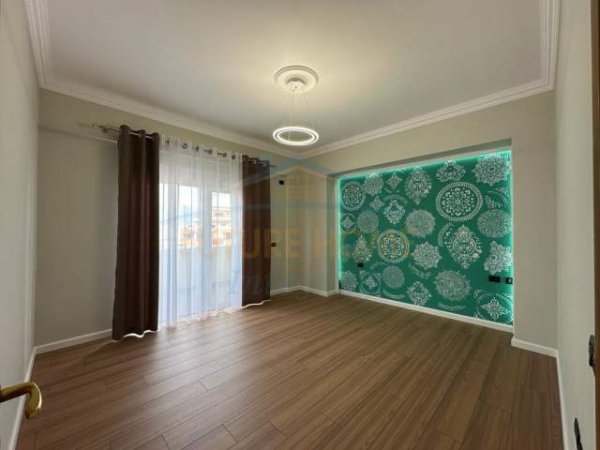 ofert apartament 1+1+A Kati 4, 81 m² 104.000 Euro (KODRA E DIELLIT)