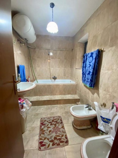 Tirane, shitet apartament 3+1+A+BLK Kati 2, 97 m² 144.600 Euro
