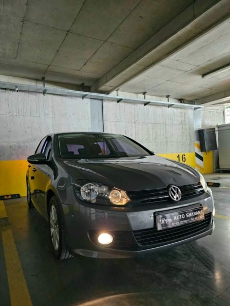 Tirane, ofert makine Volkswagen Golf 6 Viti 2013, 7.700 Euro