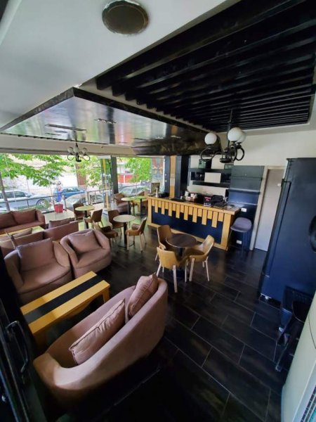Tirane, jepet me qera lokal Kati 1, 80 m² 1.000 Euro (Haxhi Hysen Dalliu)