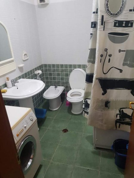 Tirane, jepet me qera apartament 1+1 Kati 5, 70 m² 350 Euro (prane Vizion Plus)