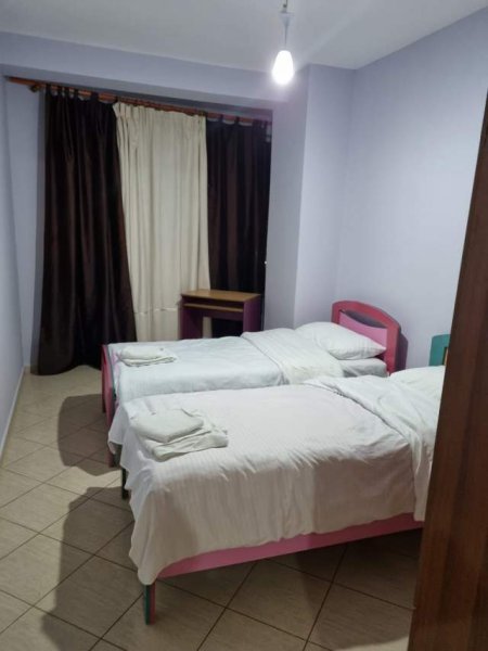 Tirane, jepet me qera apartament 2+1+A+BLK Kati 3, 110 m² 350 Euro (NJAZI MEKA)