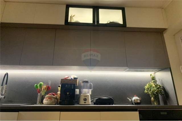 Tirane, jepet me qera apartament 1+1 Kati 4, 78 m² 450 Euro (Siri Kodra)