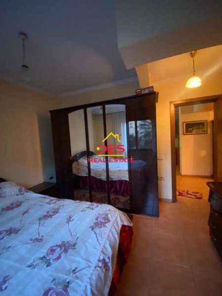 Tirane, shitet apartament 2+1 Kati 2, 100 m² 160.000 Euro
