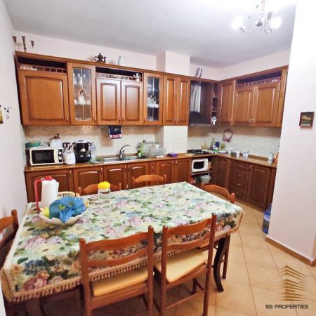 Tirane, shitet apartament 2+1+BLK Kati 5, 120 m² 120.000 Euro (rruga Gjergj Legisi)