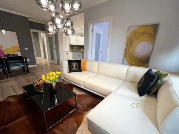 Tirane, shitet apartament 2+1 Kati 6, 106 m² (Petro Nini)
