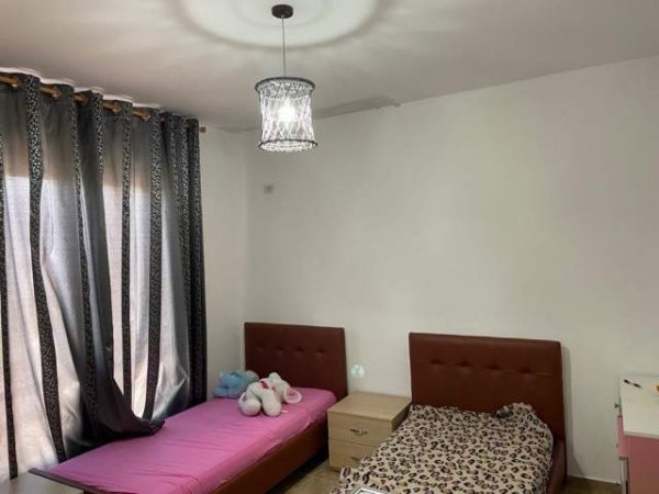 Tirane, jepet me qera apartament 2+1 Kati 9, 96 m² 400 Euro (Rruga Gramoz Pashko)