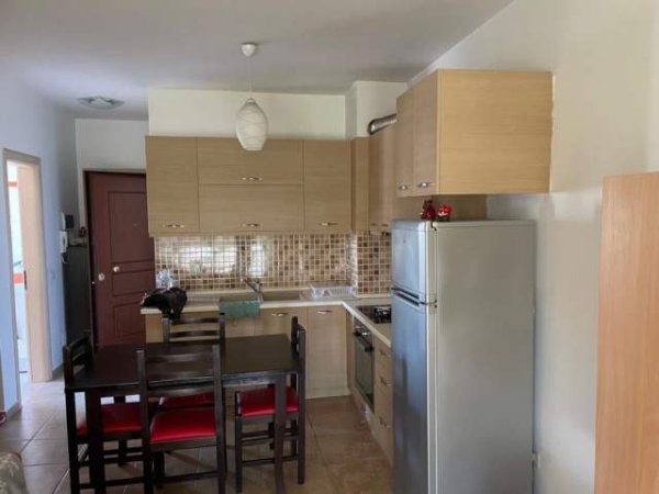 Tirane, jepet me qera apartament 2+1 Kati 9, 96 m² 400 Euro (Rruga Gramoz Pashko)