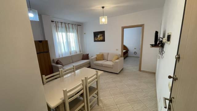 Tirane, jepet me qera apartament 1+1 Kati 5, 50 m² 30.000  (Rruga "Idriz Dollaku")