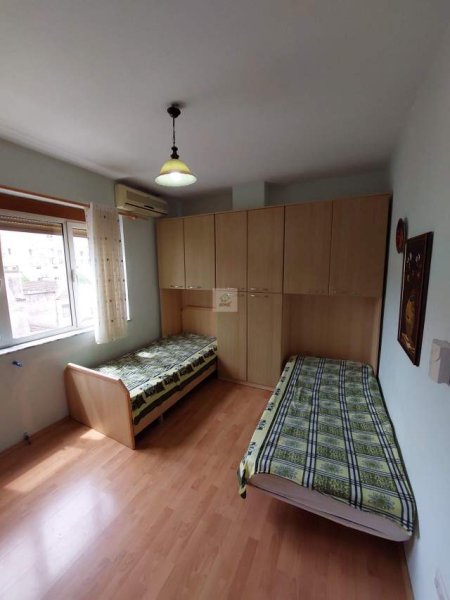Durres, shitet apartament 3+1+A Kati 4, 124 m² 130.000 Euro