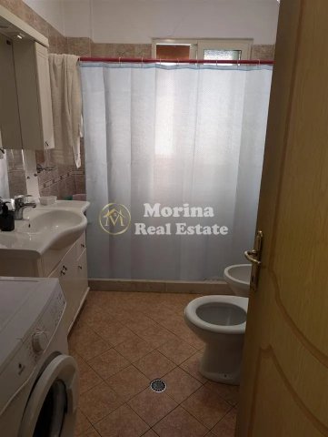 Tirane, jepet me qera apartament 1+1 Kati 2, 70 m² 540 € (Rruga e Kavajes)