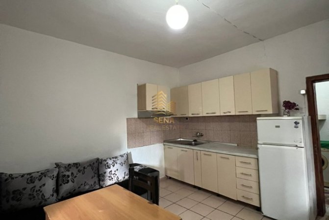 Tirane, jepet me qera Vile 1+1+Ballkon Kati 1, 65 m² 250 € (Prane Blackstone)