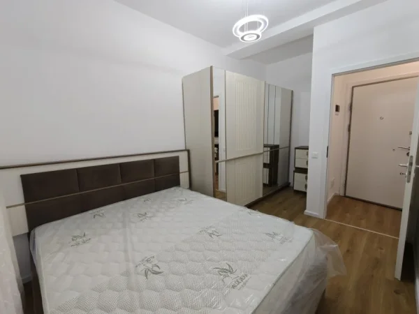 Tirane, jepet me qera apartament 1+1 Kati 2, 56 m² 450 € (Rezidenca oxa)