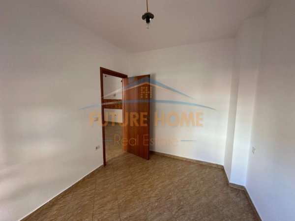 0683487469 Tirane, jepet me qera apartament 1+1 Kati 3, 57 m² 420 € (Rruga e Elbasanit)