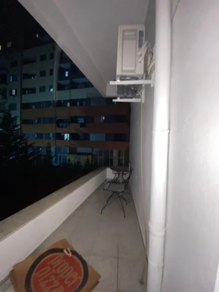 Tirane, jepet me qera apartament 2+1+Ballkon Kati 2, 95 m² 450 € (Astir I mobiluar Prane Bohemit)