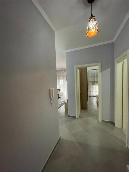 Tirane, jap me qera apartament 1+1+Ballkon Kati 3, 75 m² 550 € (Unaza e Re ,Green City)