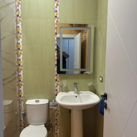 Tirane, jepet me qera apartament+verande | Penthouse 3+1+Ballkon Kati 3, 95 m² 750 € (Rruga Selman Riza)