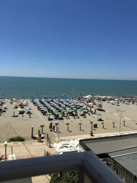 Durres, shes apartament 2+1+Ballkon Kati 3, 55 m² (SUPER APARTMENT FOR SALE FIRST LINE SEA VIEW • 1+1 + balcony)