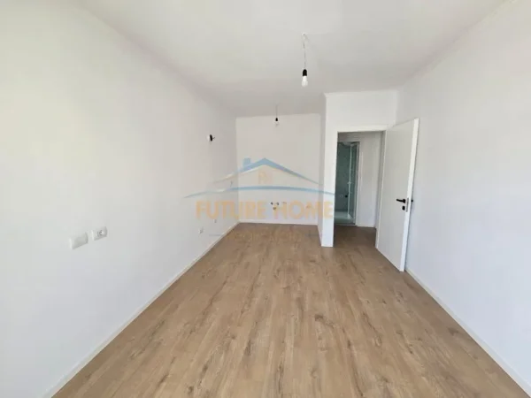 Tirane, shitet apartament 2+1+Ballkon Kati 6, 55 m² 128.000 € 