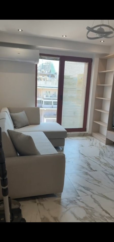 Tirane, jepet me qera apartament 1+1 Kati 6, 65 m² 800 € (1+1+Parkim, Rruga e Kavajes, prane bllokut te ambasadave,)