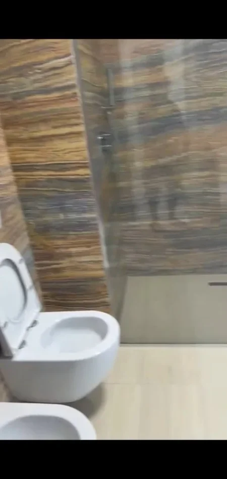 Tirane, jepet me qera apartament 1+1 Kati 6, 65 m² 800 € (1+1+Parkim, Rruga e Kavajes, prane bllokut te ambasadave,)
