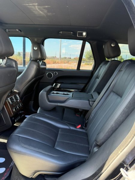 Tirane, shitet makine Range Rover Vogue Benzin, e zeze automatik Kondicioner 214.000 km 21.000 €